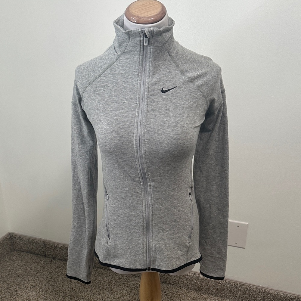 🦢 Nike Dri-Fit Zip Up Active Jacket